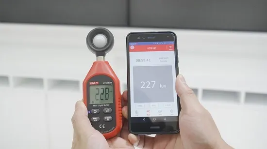 UT383BT Işık Ölçer (Lüksmetre) – Bluetooth Modelli (Light Meter with Bluetooth) resmi